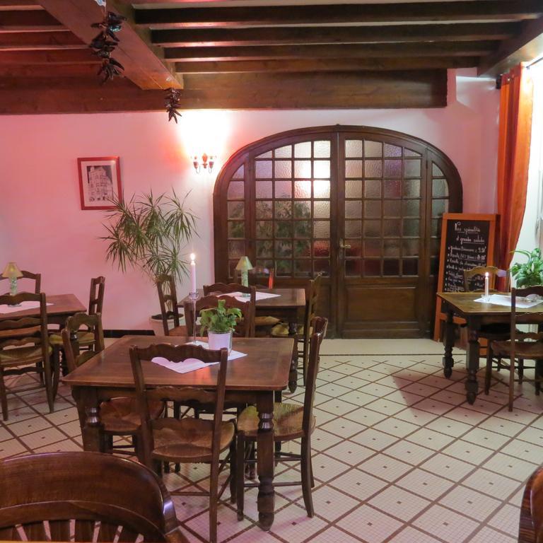 Hotel Au Petit Bearn ซาลีส์-เดอ-เบอาร์น ภายนอก รูปภาพ
