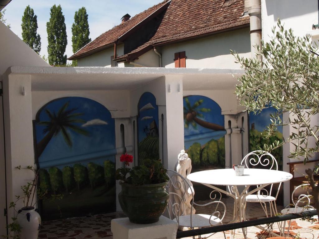 Hotel Au Petit Bearn ซาลีส์-เดอ-เบอาร์น ภายนอก รูปภาพ