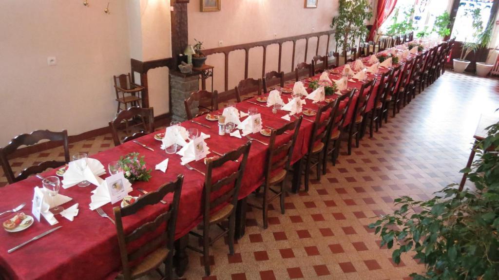 Hotel Au Petit Bearn ซาลีส์-เดอ-เบอาร์น ภายนอก รูปภาพ