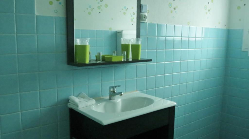 Hotel Au Petit Bearn ซาลีส์-เดอ-เบอาร์น ภายนอก รูปภาพ
